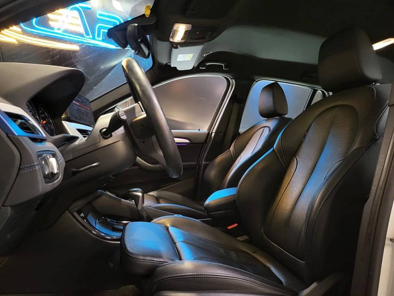 BMW X1 25e xDrive 220cv PACK M SPORT / SUIVI COMPLET BMW / SIEGES ELECTRIQUES / CARPLAY / CAMERA DE 