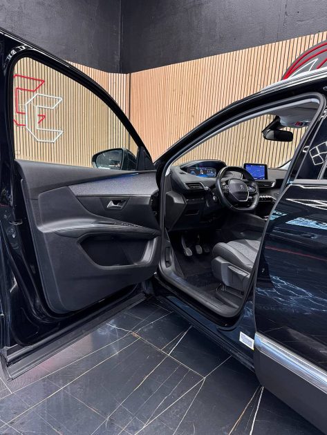 PEUGEOT 5008 1.2 Puretech 130cv 7 Places 2020