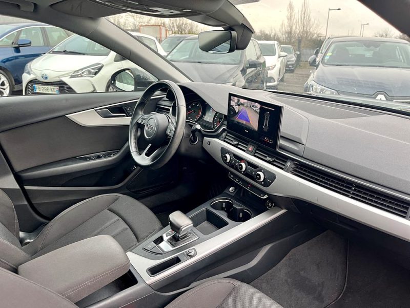 AUDI A4 163ch BUSINESS LINE 2.0 35 TDI