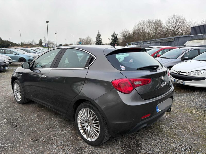 ALFA ROMEO GIULIETTA 2013