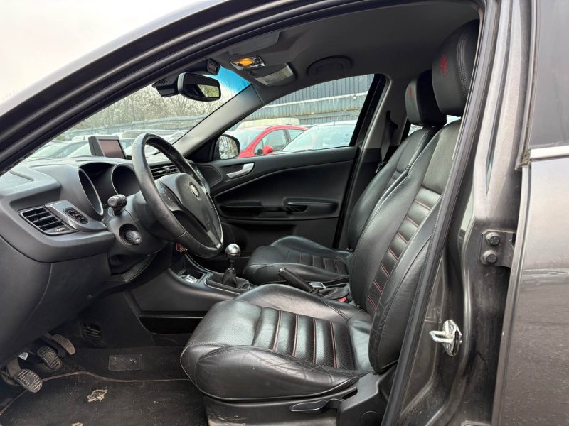 ALFA ROMEO GIULIETTA 2013