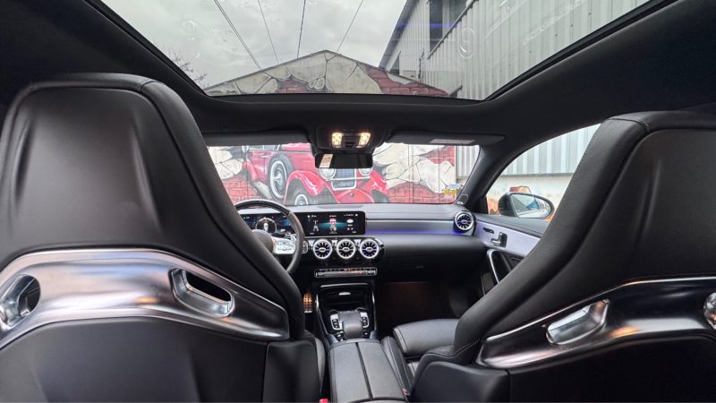 MERCEDES  AMG A 45 S 4-matic+ 421cv reprise possible