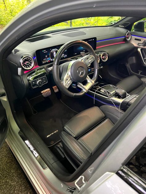 MERCEDES  AMG A 45 S 4-matic+ 421cv reprise possible