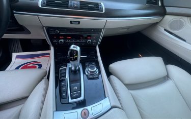 B.M.W. SERIE 5530 GT X-DRIVE REVISE GARANTIE 12 MOIS