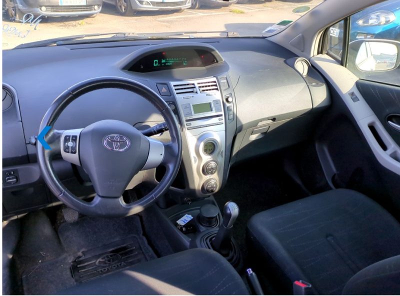 TOYOTA YARIS 2008
