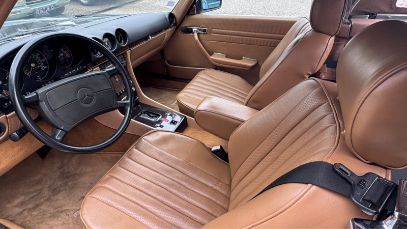 MERCEDES 560 1986 V8 REPRISE POSSIBLE