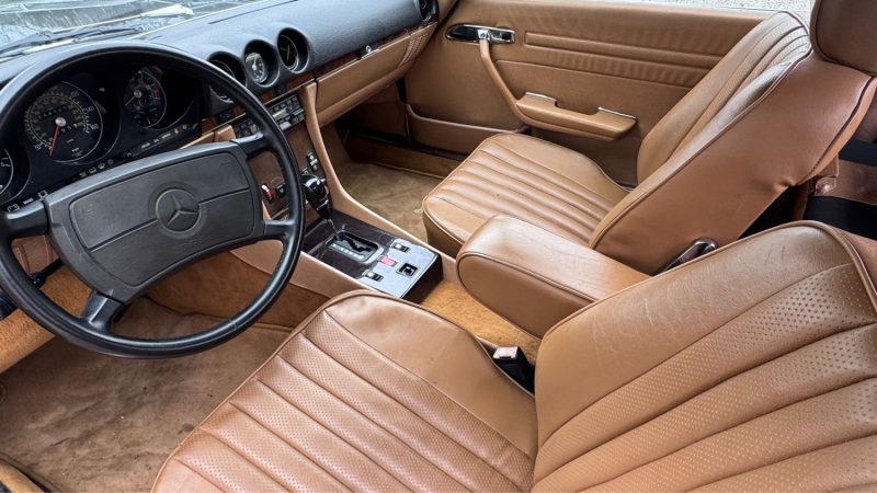 MERCEDES 560 1986 V8 REPRISE POSSIBLE