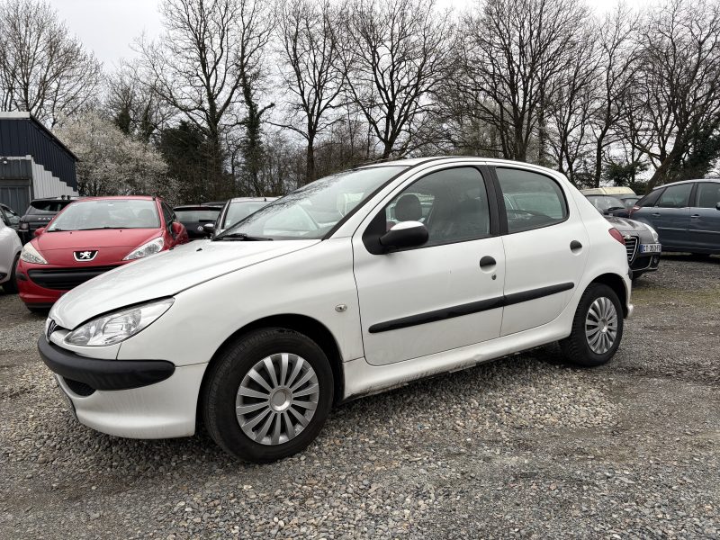 PEUGEOT 206 2005
