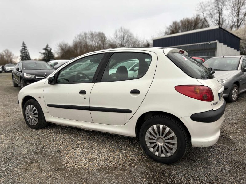 PEUGEOT 206 2005