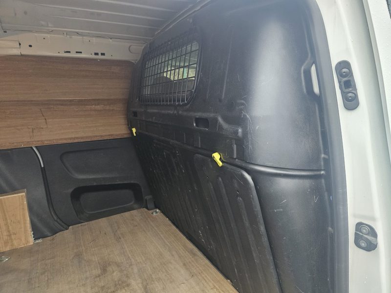 PEUGEOT PARTNER 2020