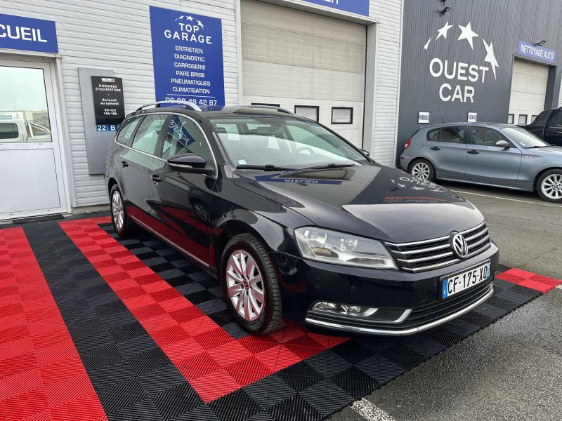 VOLKSWAGEN PASSAT 2012