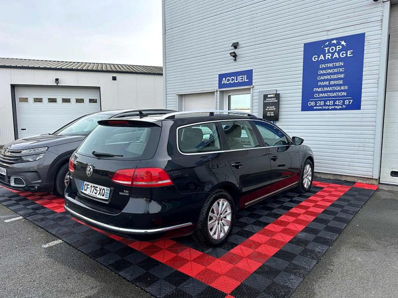VOLKSWAGEN PASSAT 2012