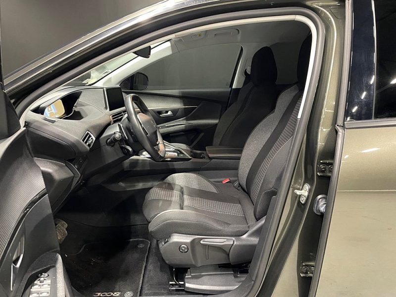 PEUGEOT 3008 2020
