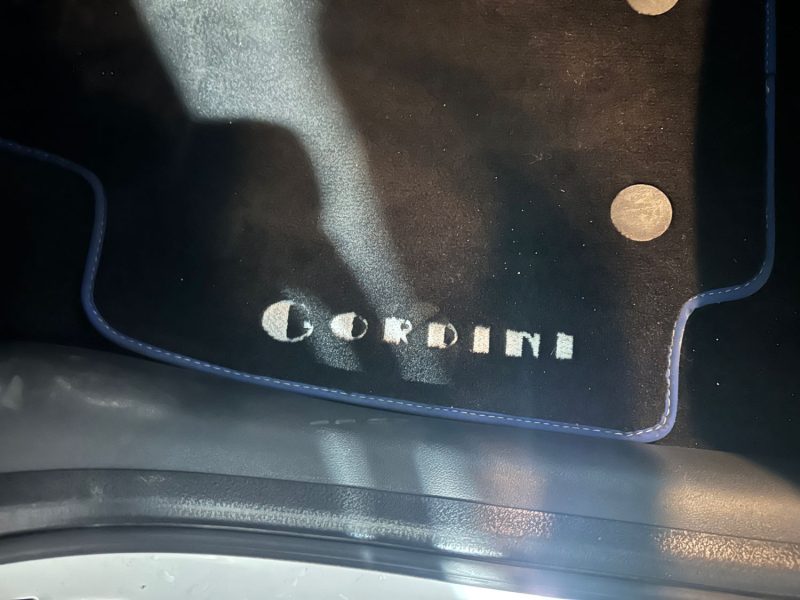 RENAULT CLIO III 1.6 16v 128ch GT Gordini 3P