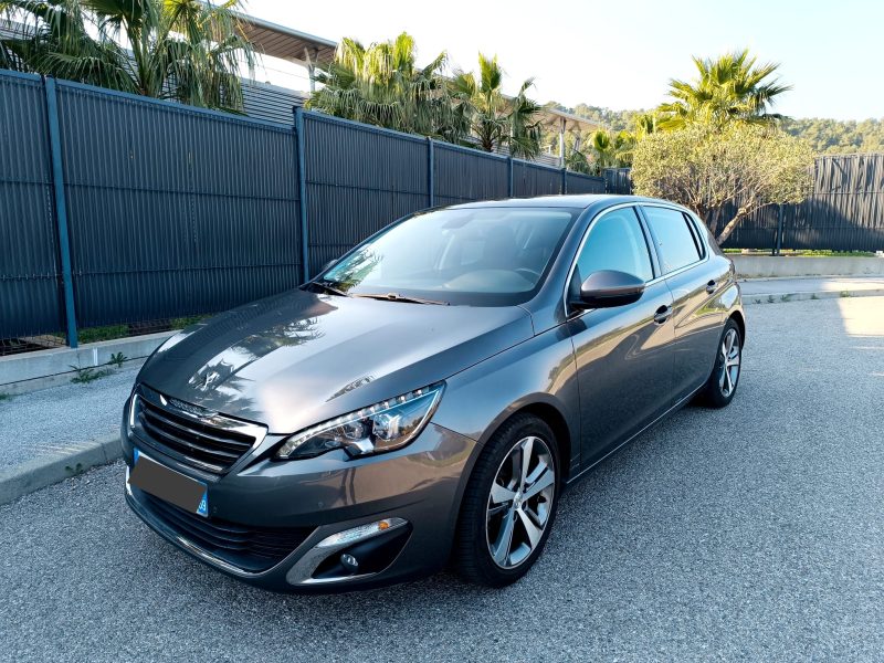 Peugeot 308 1.2 e-THP 110ch Allure S&S, Gris foncé, 5cv, 5 portes, 2017, garantie 3 mois.
