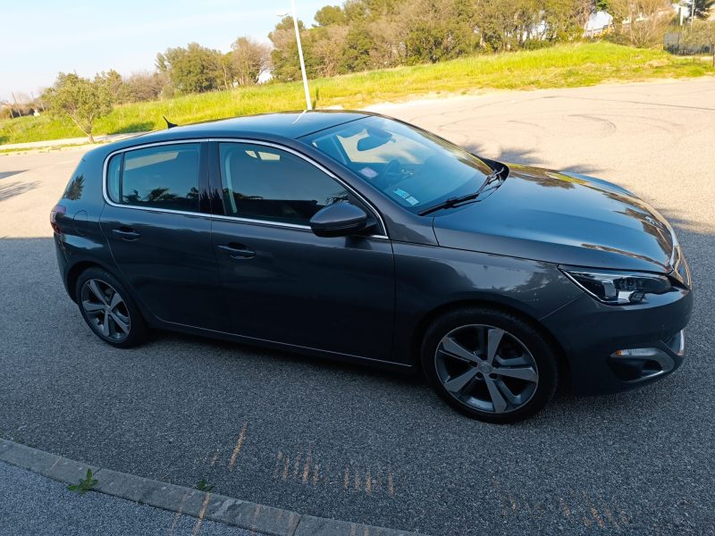 Peugeot 308 1.2 e-THP 110ch Allure S&S, Gris foncé, 5cv, 5 portes, 2017, garantie 3 mois.