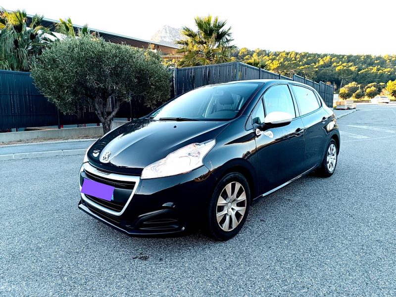 PEUGEOT 208 2018