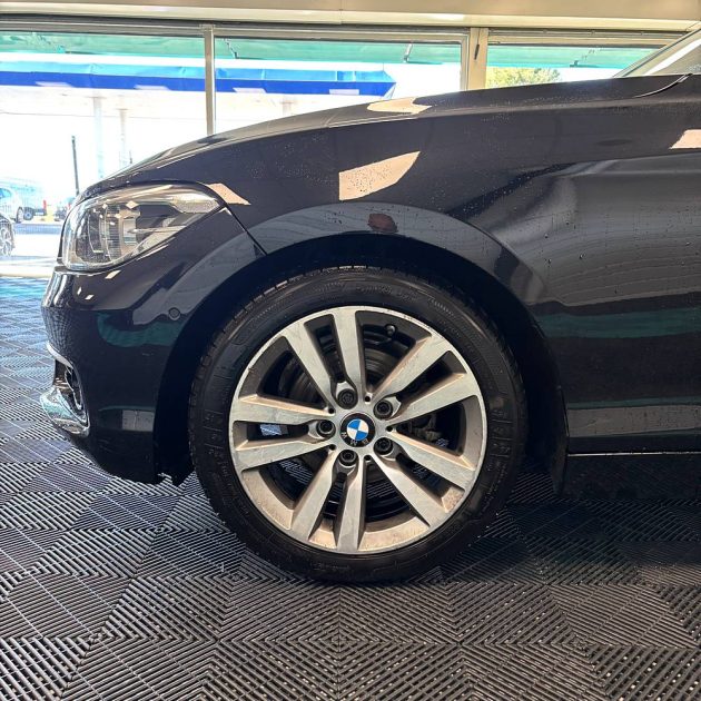 B.M.W. SERIE 1 118i Urban chic Garantie 12 mois