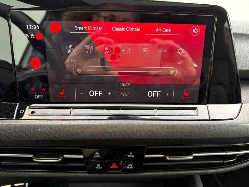 VOLKSWAGEN GOLF 2020