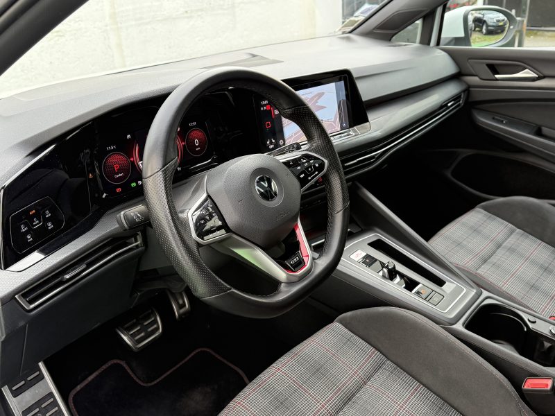 VOLKSWAGEN GOLF 2020