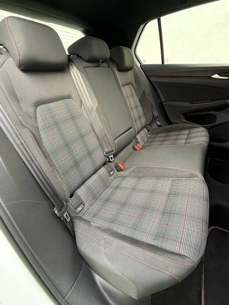 VOLKSWAGEN GOLF 2020