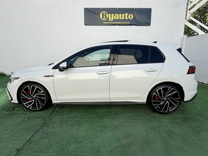 VOLKSWAGEN GOLF 2020