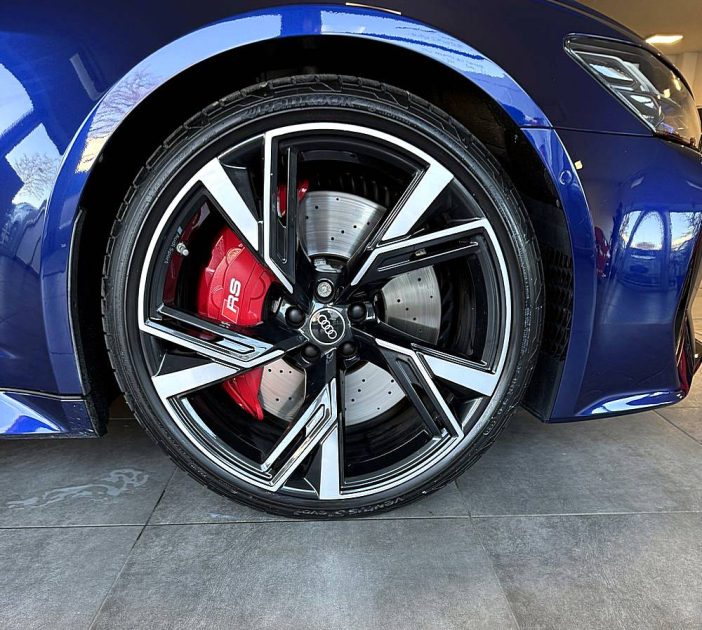 AUDI RS 6 AVANT 2020