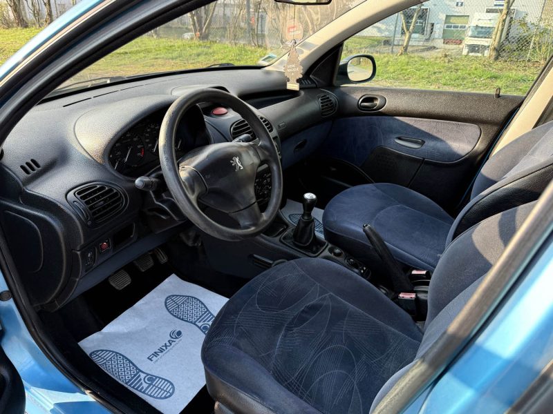 PEUGEOT 206 2003