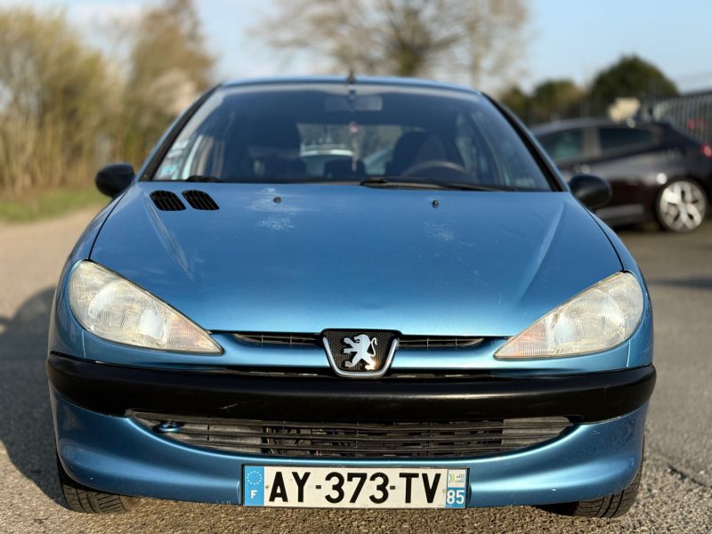 PEUGEOT 206 2003