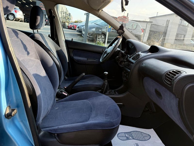 PEUGEOT 206 2003