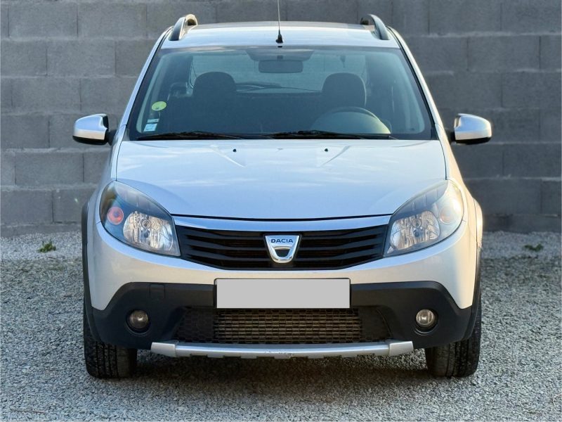 DACIA SANDERO 2012