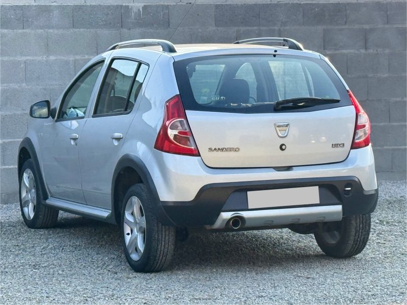 DACIA SANDERO 2012