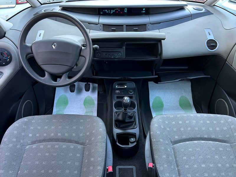 RENAULT ESPACE 4 IV 2.0 170 Cv PREMIERE MAIN / 7 PLACES TOIT OUVRANT CRIT AIR 2  - GARANTIE 1 AN