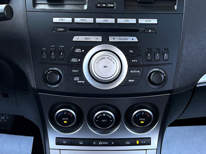 MAZDA MAZDA 3 III 1.6 105 Cv ORIGINE FRANCE 5 PORTES CRIT AIR 1  - GARANTIE 1 AN