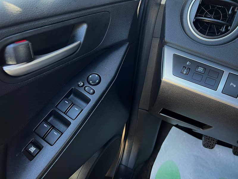 MAZDA MAZDA 3 III 1.6 105 Cv ORIGINE FRANCE 5 PORTES CRIT AIR 1  - GARANTIE 1 AN