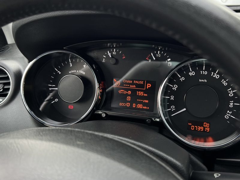 PEUGEOT 3008 PHASE 2 ALLURE 1.6 THP 165 BOITE AUTO TOIT PANO GPS CAMERA CRIT AIR 1 - GARANTIE 1 AN