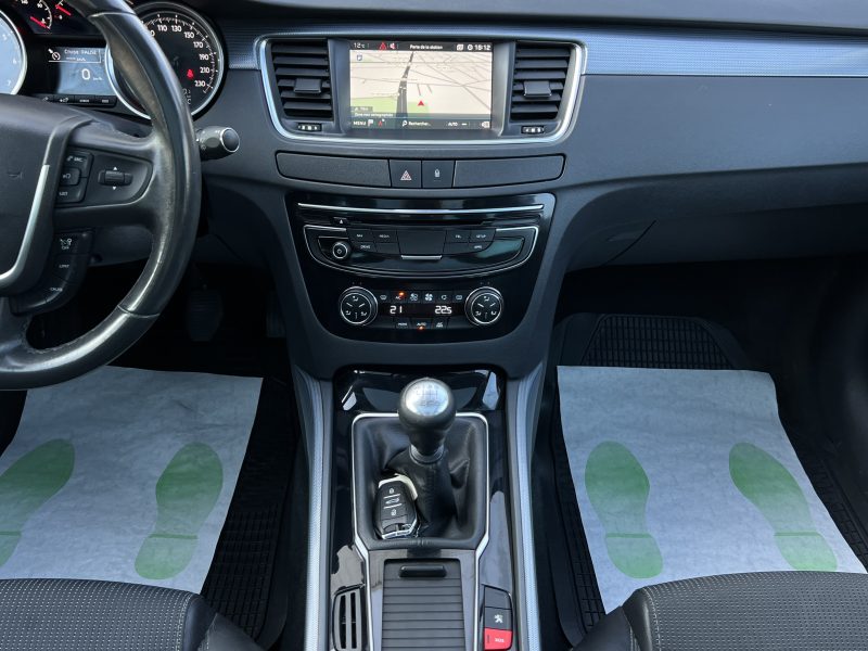 PEUGEOT 508 SW PHASE 2 ALLURE 1.6 THP 165 TOIT PANORAMIQUE GPS CAMERA CRIT AIR 1 - GARANTIE 1 A