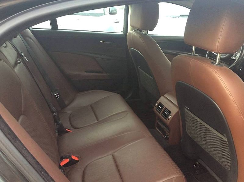 JAGUAR XE 2017 240CV AWD 4 ROUES MOTRICES 