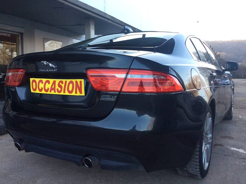 JAGUAR XE 2017 240CV AWD 4 ROUES MOTRICES 