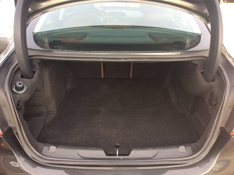 JAGUAR XE 2017 240CV AWD 4 ROUES MOTRICES 