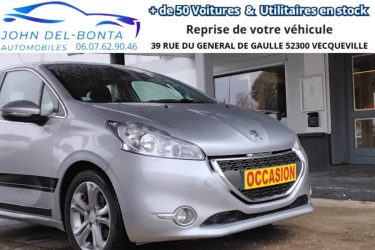 PEUGEOT 208  ALLURE 2013 10300KM 92CV 5CV 5PORTES  