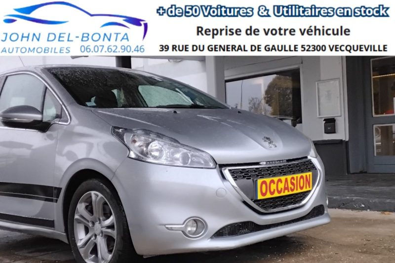 PEUGEOT 208  ALLURE 2013 10300KM 92CV 5CV 5PORTES  