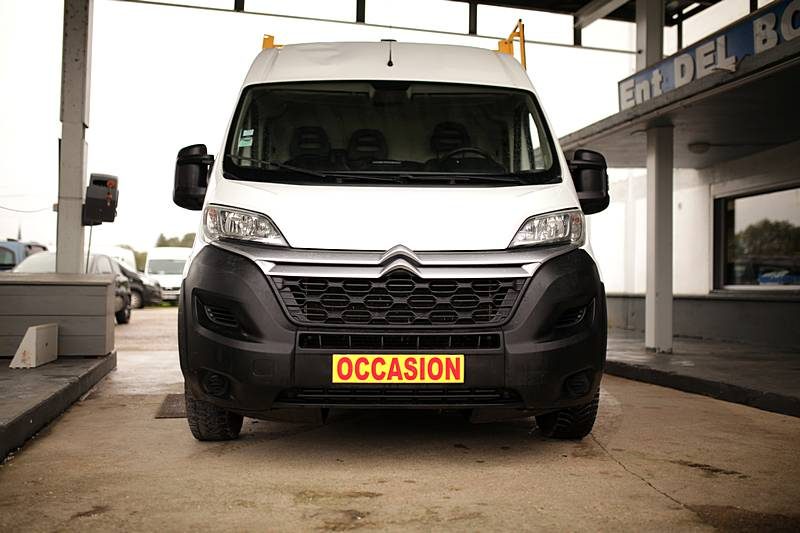 CITROEN JUMPER 2018 1ERE MAIN AVEC PUPITRE PORTE VERRE GALERIE 