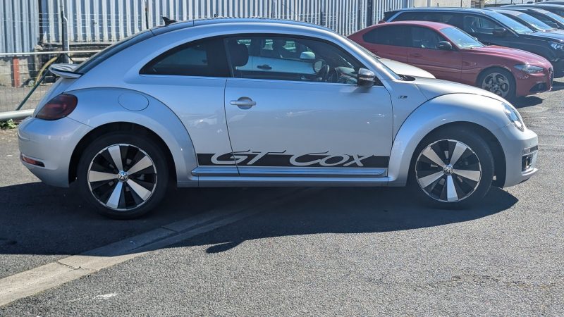 VOLKSWAGEN BEETLE 2015 2.0 TDI - 16V TURBO 140 CV 7CV