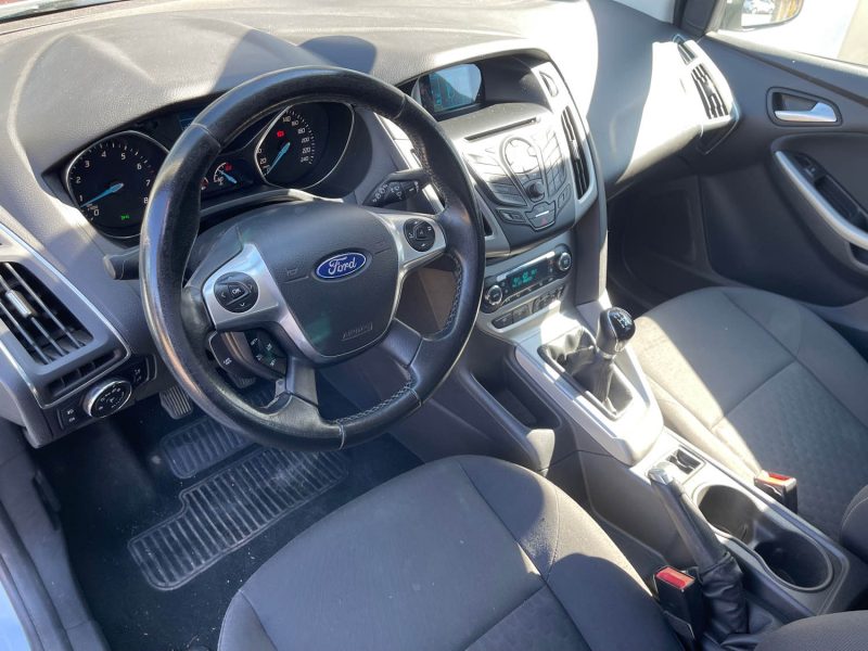 FORD FOCUS III Hatchback 1.0 SCTi 12V 100 ch EcoBoost GARANTIE 6 MOIS
