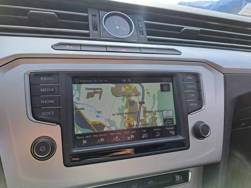 VOLKSWAGEN PASSAT 2015