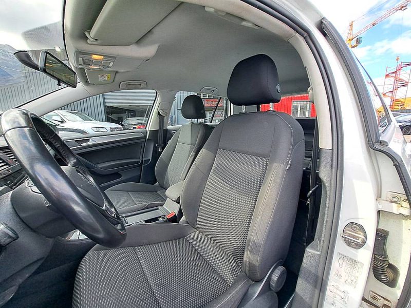 VOLKSWAGEN GOLF 1.6 TDI 115 Cv BVM Business Ecran GPS