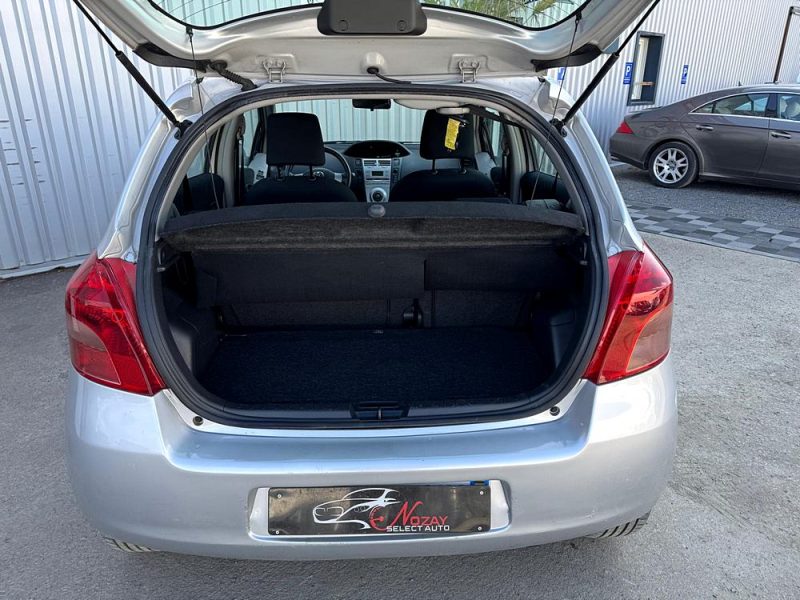 TOYOTA YARIS 2 2006