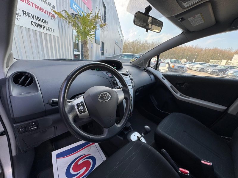 TOYOTA YARIS 2 2006