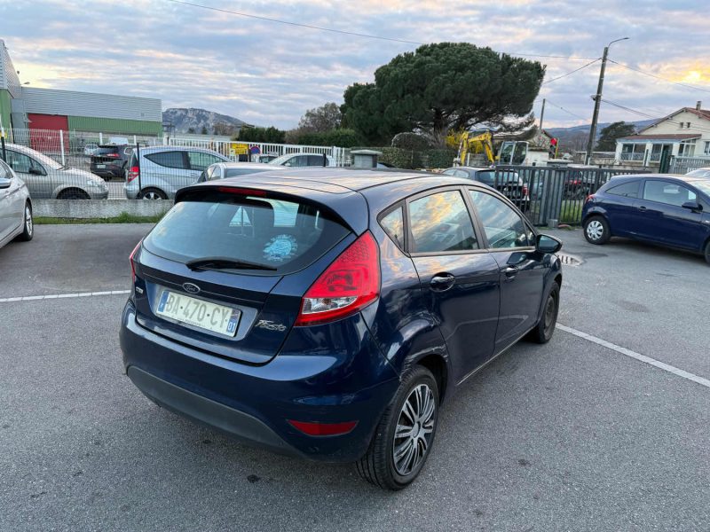 FORD FIESTA 2010